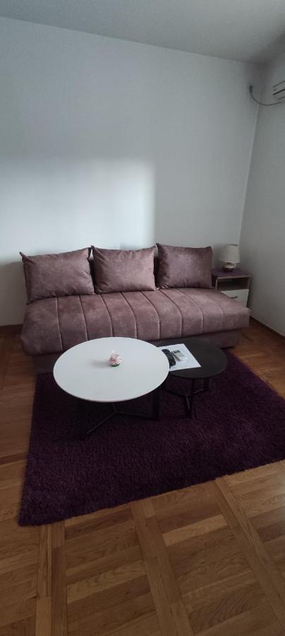 Apartman Bulevar Нови-Сад Экстерьер фото
